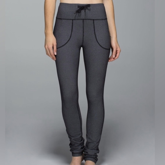 Lululemon Skinny Will Pant Cross Stitch Black White Women's 4 - Picture 1 of 15